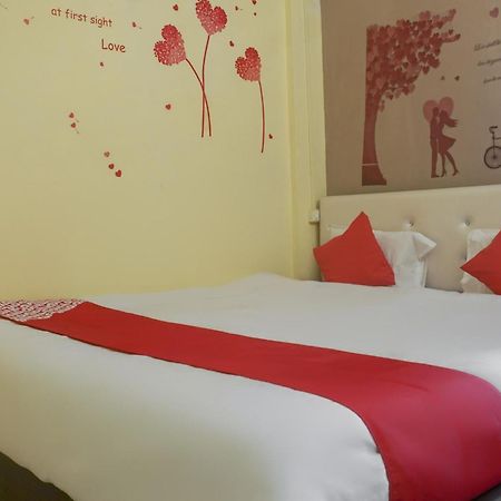 Hotel O R K Hotel Pimpri-Chinchwad Exterior foto