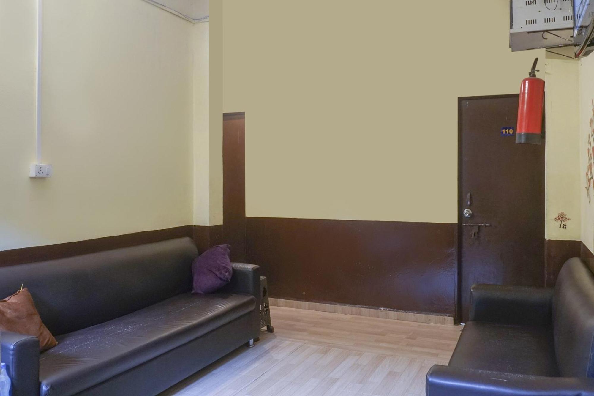Hotel O R K Hotel Pimpri-Chinchwad Exterior foto