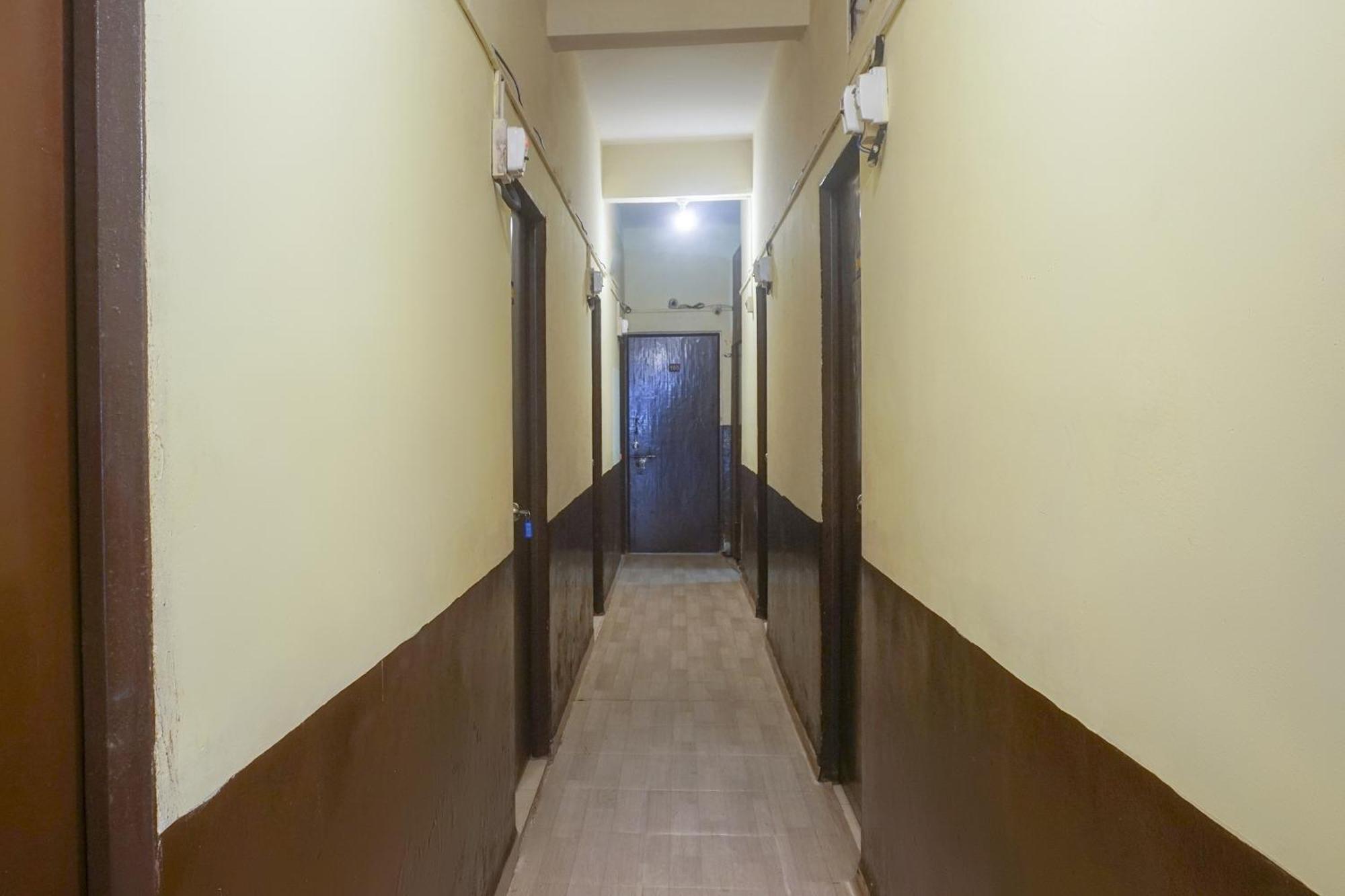 Hotel O R K Hotel Pimpri-Chinchwad Exterior foto